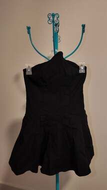 SHEIN Black Strapless Pleated Romper Skort – Size S / US 4
